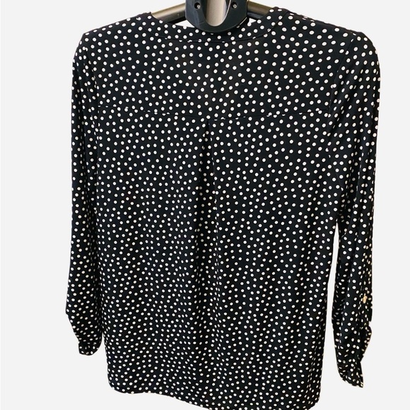 Anne Klein NWT Women’s Black and White Polka Dot Blouse - Picture 2 of 9